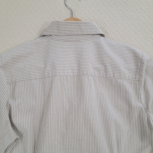 Kim Rogers Striped Button-Up Shirt Size Medium Tan 3/4 Sleeves - Picture 14 of 14